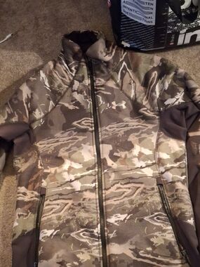 Under Armour Men’s Camo Full-Zip Jacket - Green/Brown